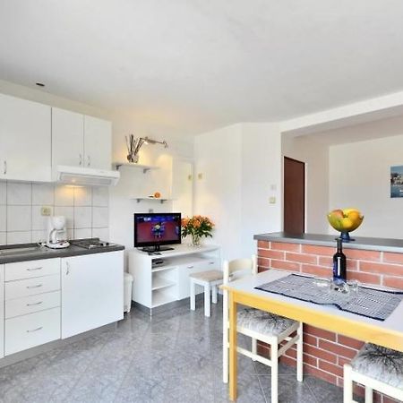 Studio Apartments 4 Two Бол Екстериор снимка