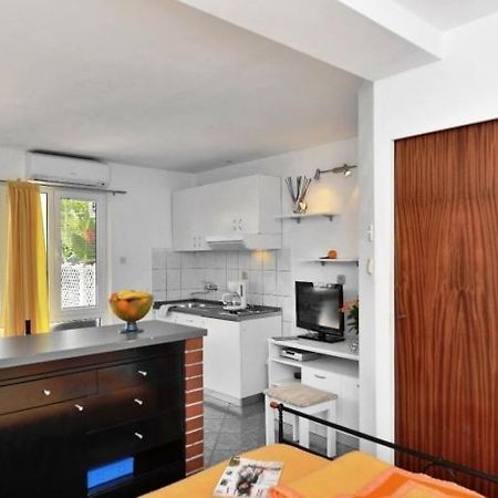 Studio Apartments 4 Two Бол Екстериор снимка
