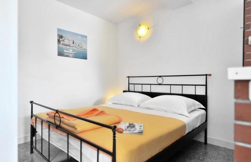 Studio Apartments 4 Two Бол Екстериор снимка