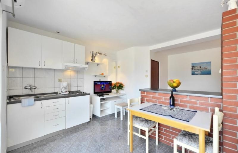 Studio Apartments 4 Two Бол Екстериор снимка