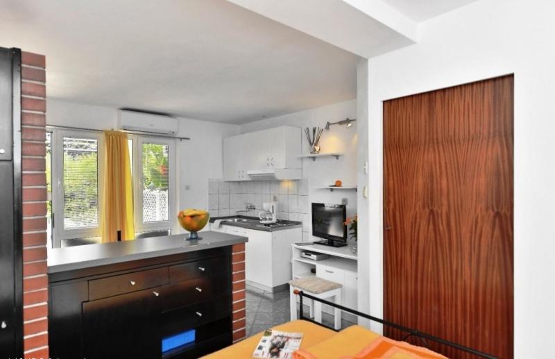 Studio Apartments 4 Two Бол Екстериор снимка