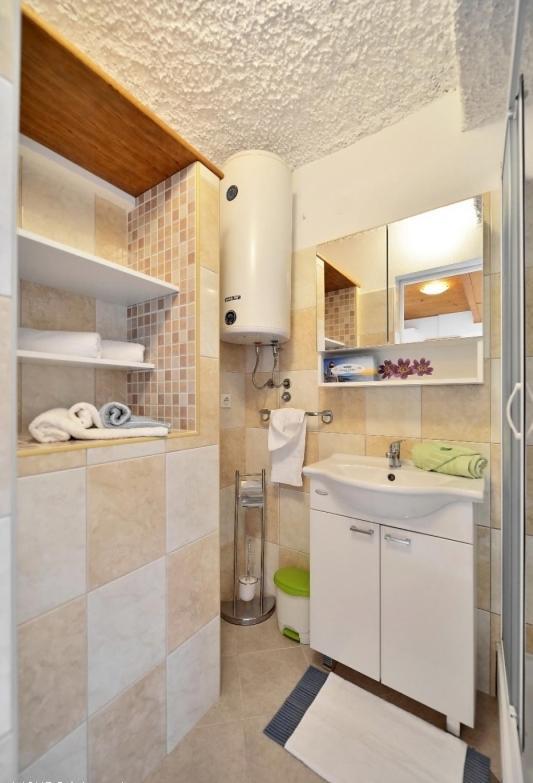 Studio Apartments 4 Two Бол Екстериор снимка