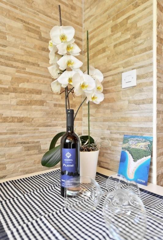 Studio Apartments 4 Two Бол Екстериор снимка