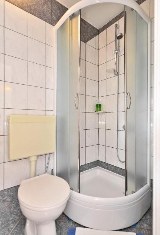 Studio Apartments 4 Two Бол Екстериор снимка